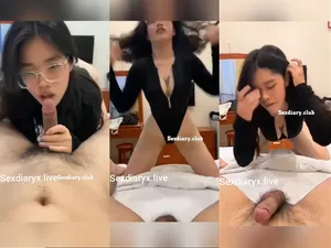 Em rau vú bự kính cận mút dương vật điêu luyện